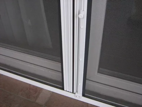 Rolós szúnyogháló ajtóra